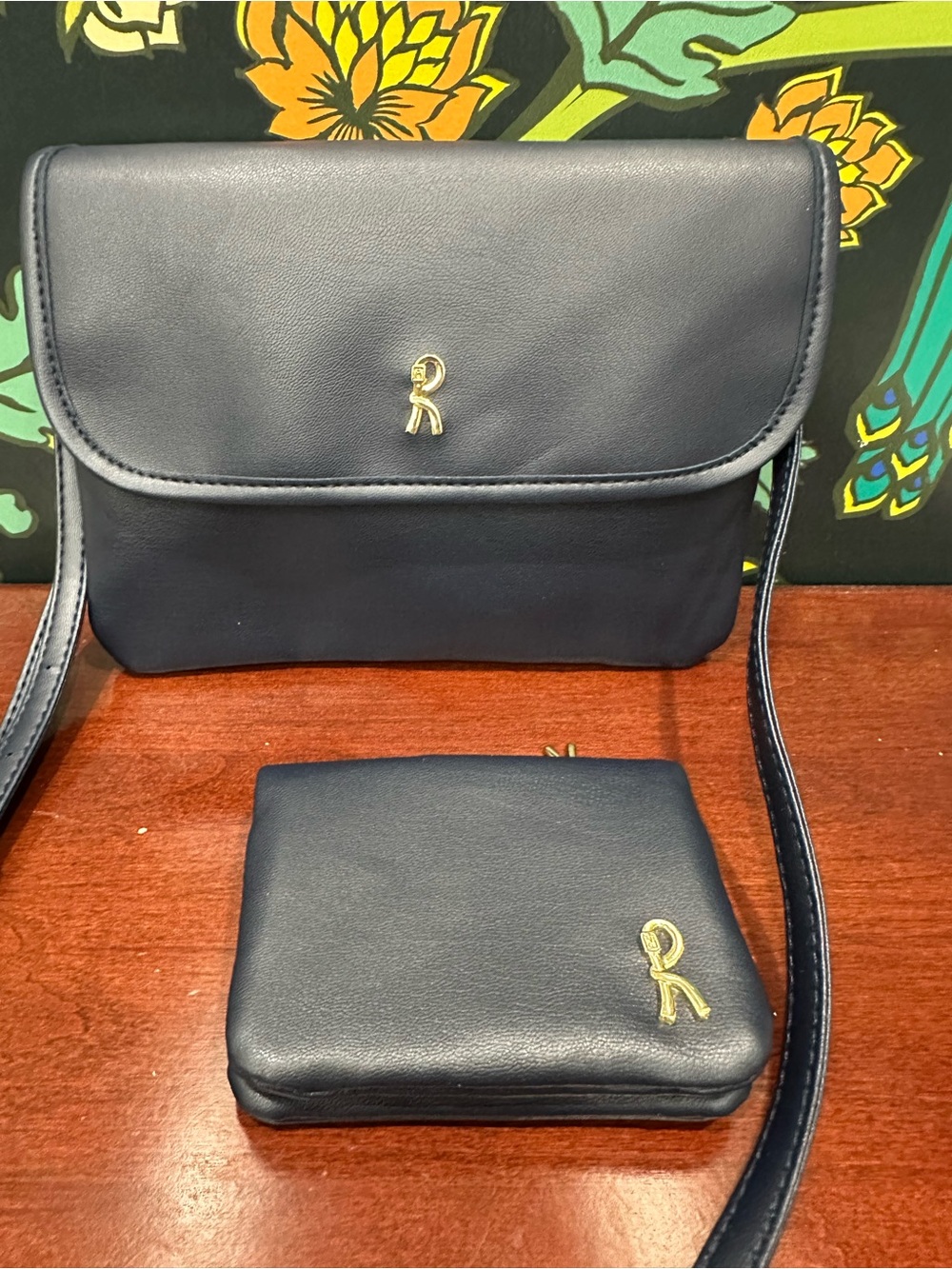 Roberta di Camerino Navy Leather Crossbody Bag & Matching Coin Purse 2-Piece Set - Picture 14 of 15